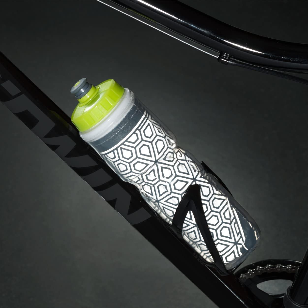 Double Insulated Bike Water Bottle - 26 Oz - Home2luxury 